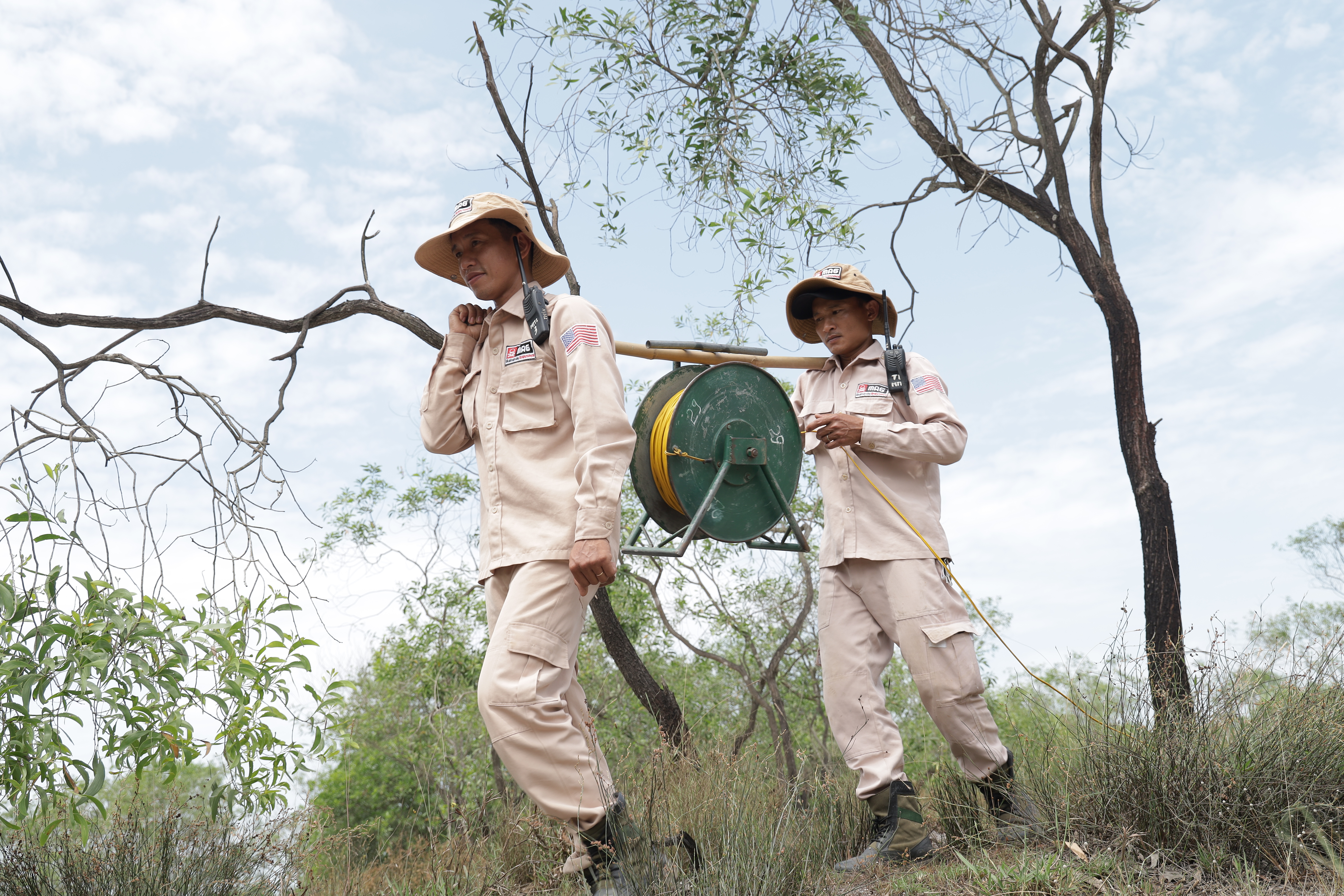 Are Binoculars Used in Rapid Response Teams? Essential Insights
